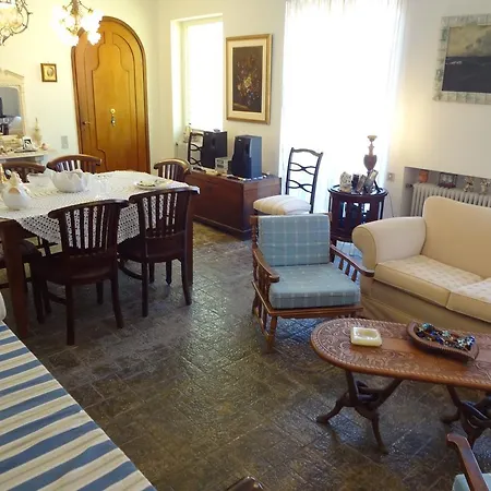 Beach House Maria * Ormos (Andros)