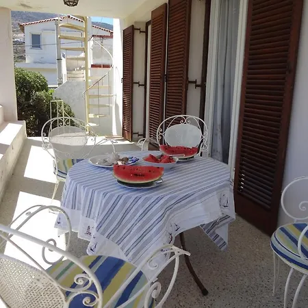 Beach House Maria * Ormos (Andros)