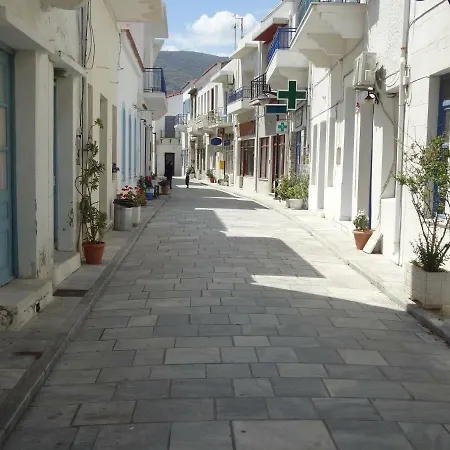 Beach House Maria * Ormos (Andros)
